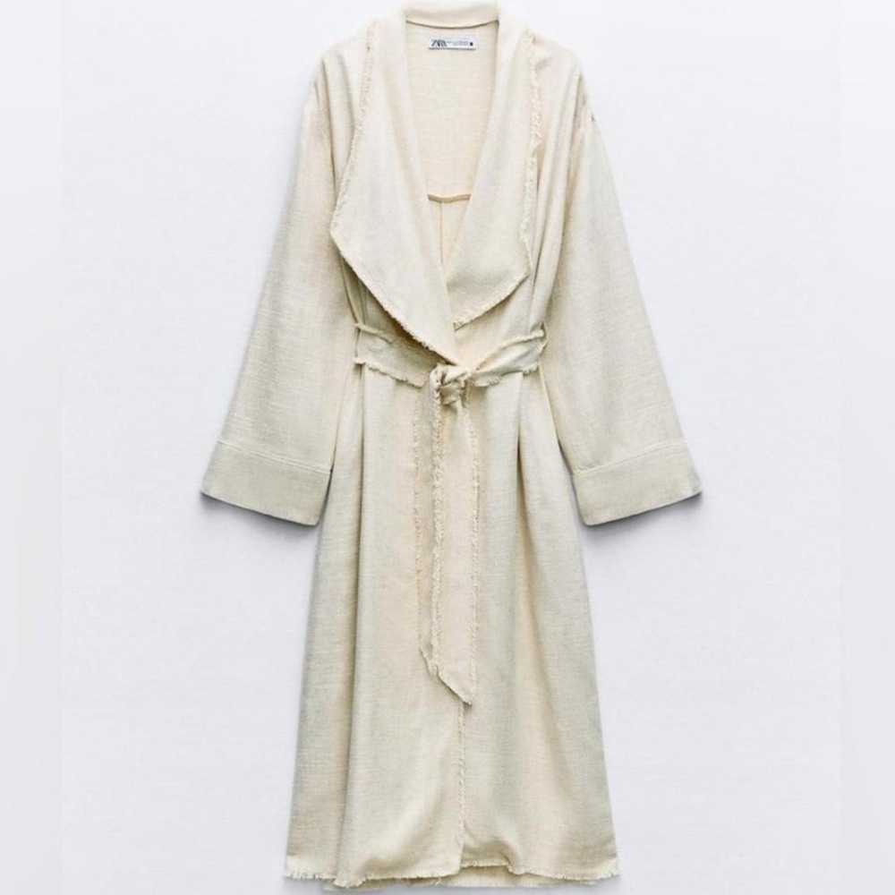 Luxurious Cream Shawl Collar Robe